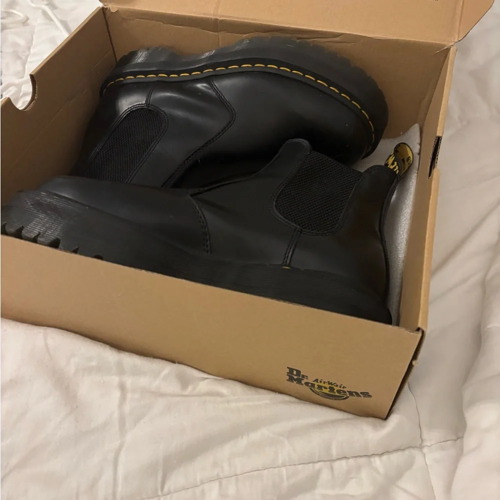 Dr. Martens Black Chelsea Boots - Picture 4 of 6